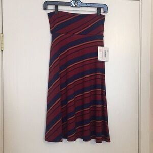 XS LuLaRoe Azure Skirt H04 1300